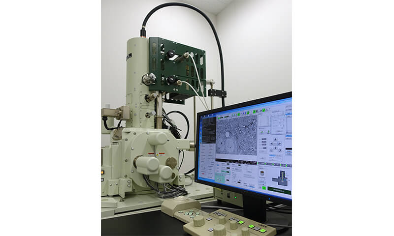 Photo of new electron microscope system